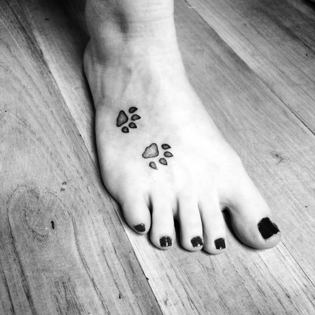 tattoo femenino para el pie 04