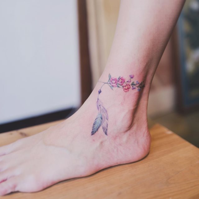 tattoo femenino para el pie 27
