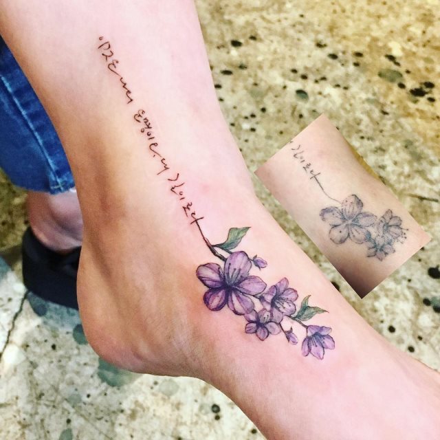 tattoo femenino para el pie 45