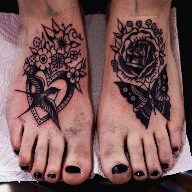tattoo femenino para el pie 47