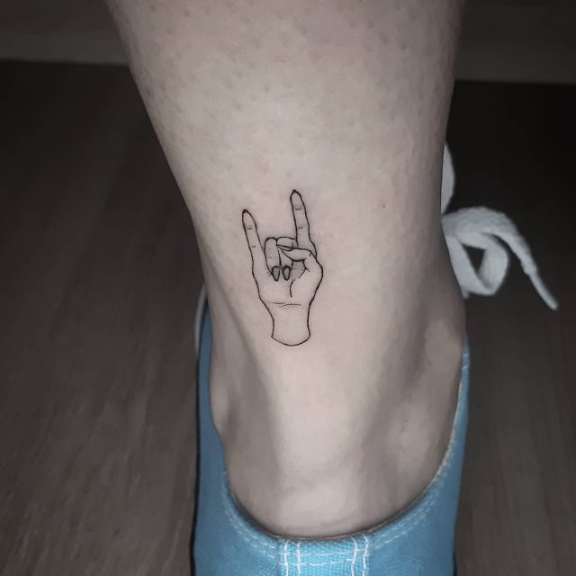 tattoo femenino para el tobillo 05