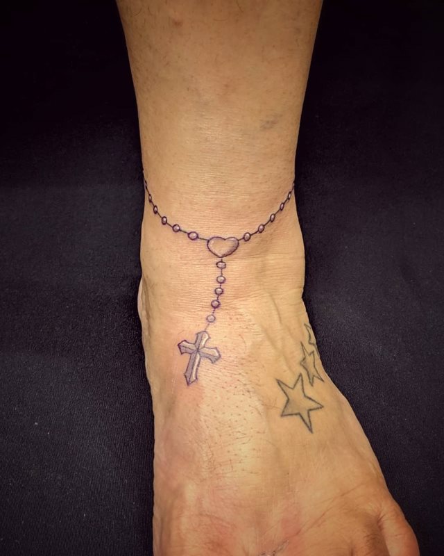 tattoo femenino para el tobillo 33