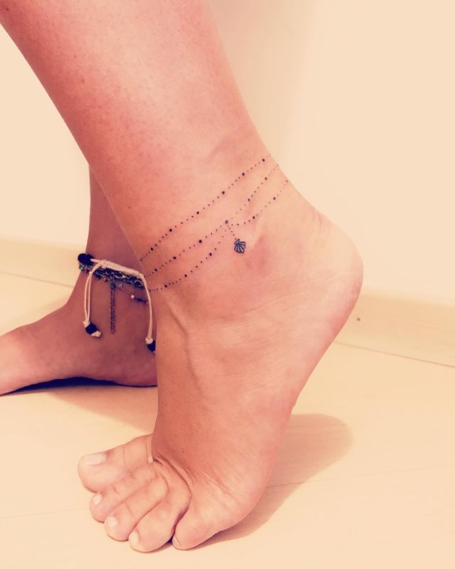 tattoo femenino para el tobillo 37