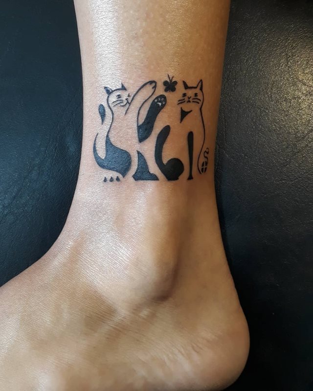 tattoo femenino para el tobillo 41