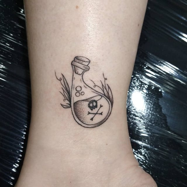 tattoo femenino para el tobillo 42