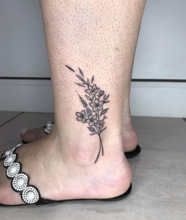 tattoo femenino para el tobillo 58
