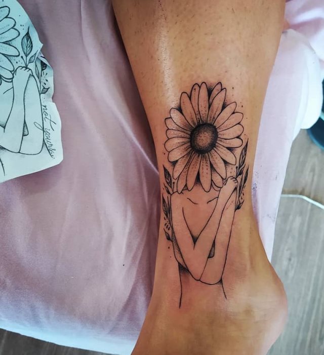 tattoo femenino para el tobillo 77