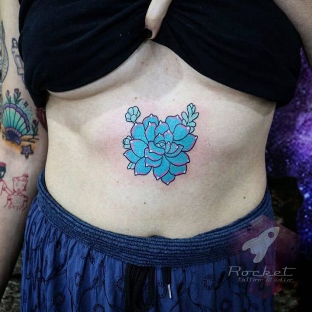 tattoo femenino para la barriga 01