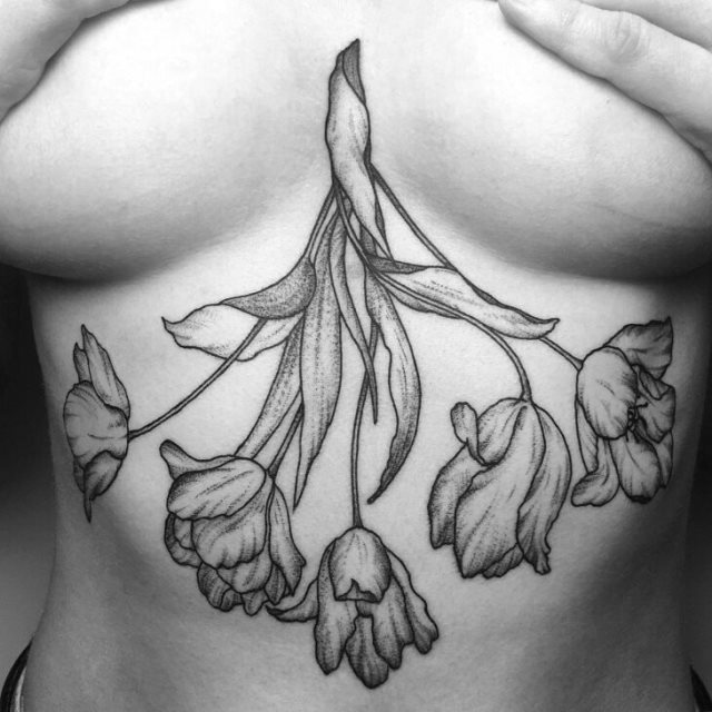tattoo femenino para la barriga 11