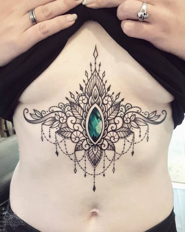 tattoo femenino para la barriga 16