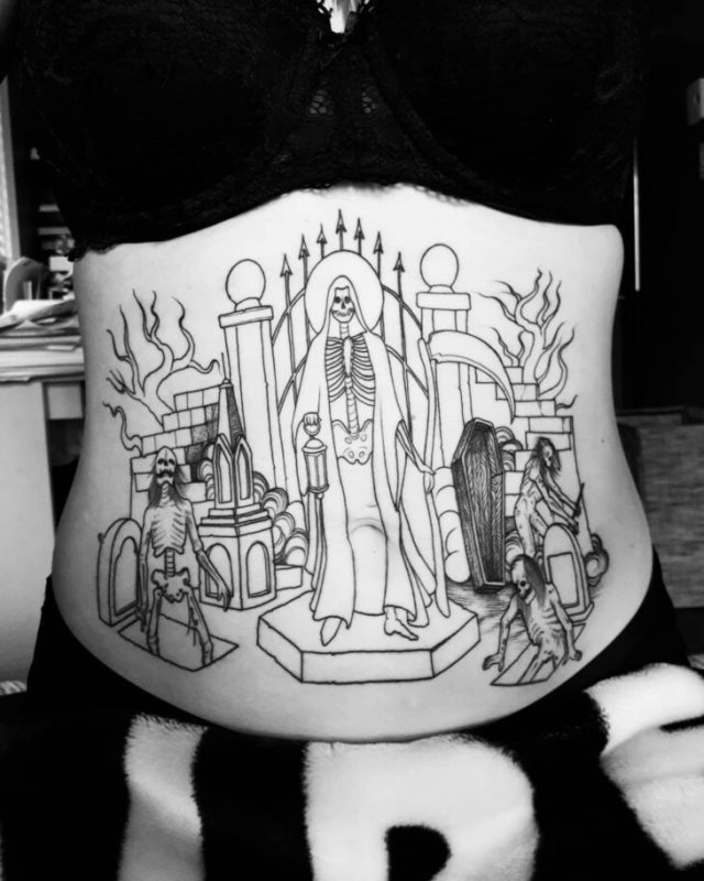 tattoo femenino para la barriga 31