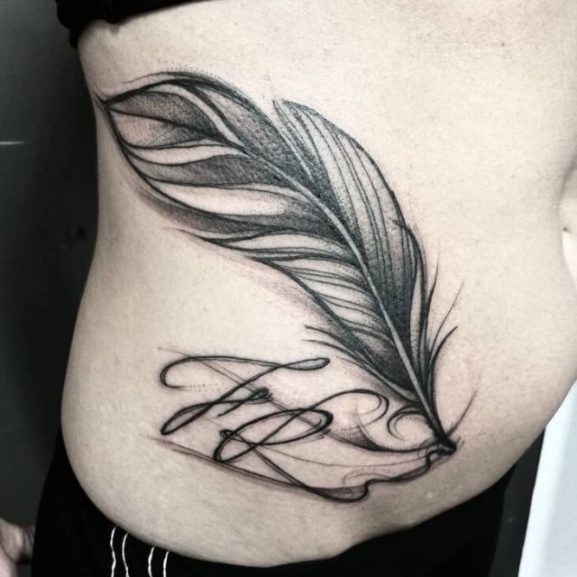 tattoo femenino para la barriga 35