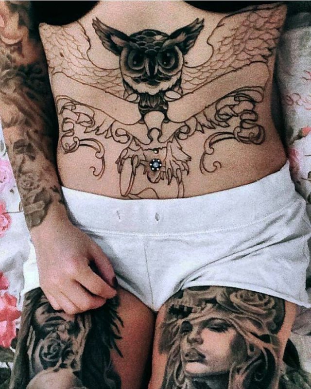 tattoo femenino para la barriga 45