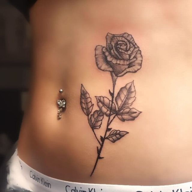tattoo femenino para la barriga 67