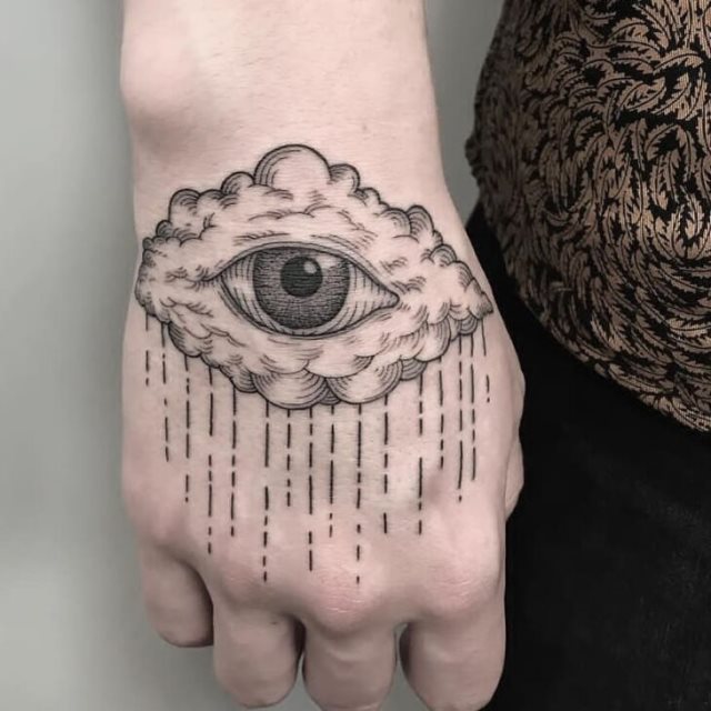 tattoo femenino para la mano 58