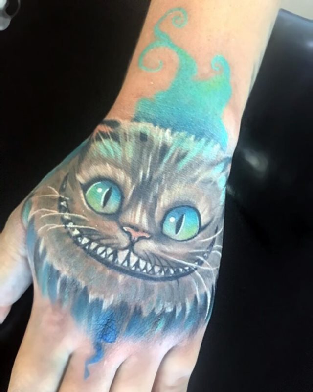 tattoo femenino para la mano 68