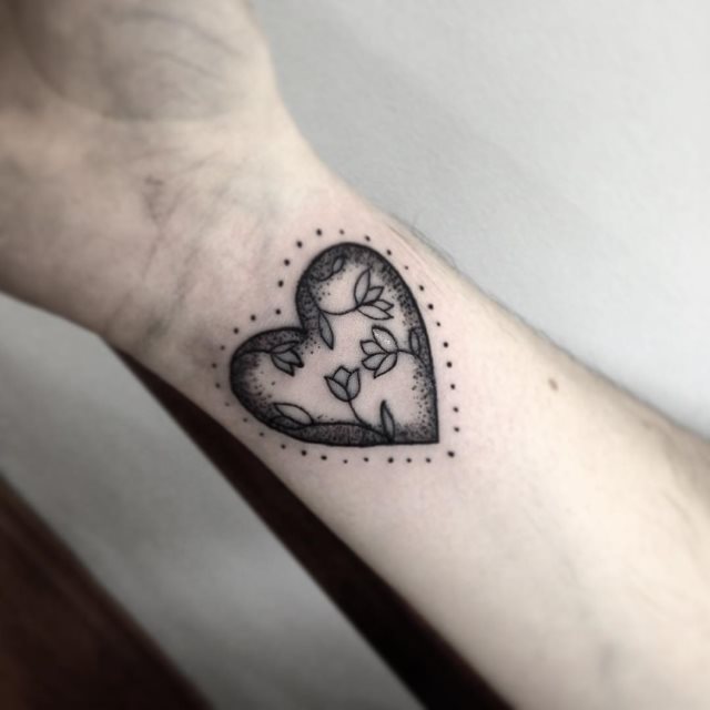 tattoo femenino para la muneca 15