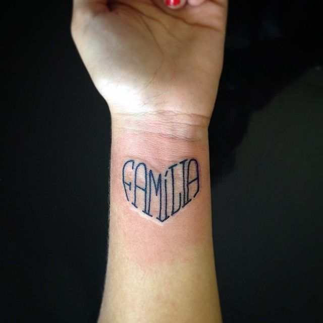 tattoo femenino para la muneca 30
