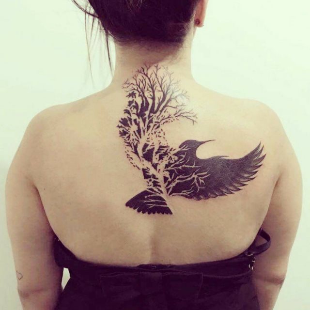 tattoo femenino para la nuca 06