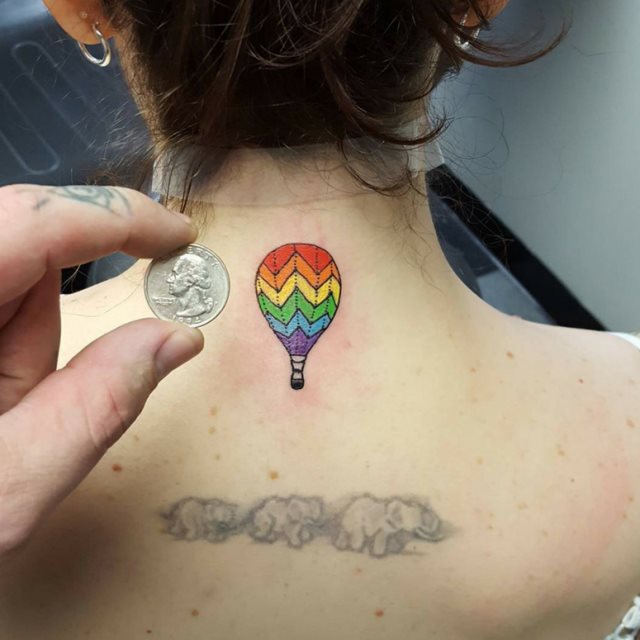 tattoo femenino para la nuca 33