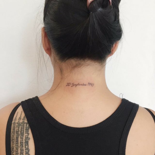 tattoo femenino para la nuca 59