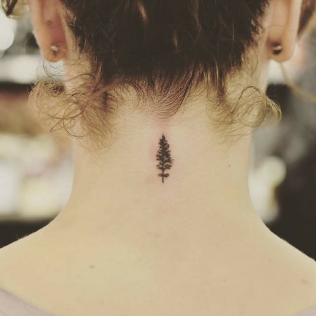 tattoo femenino para la nuca 61