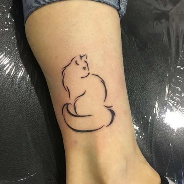 tattoo femenino para la pierna 16