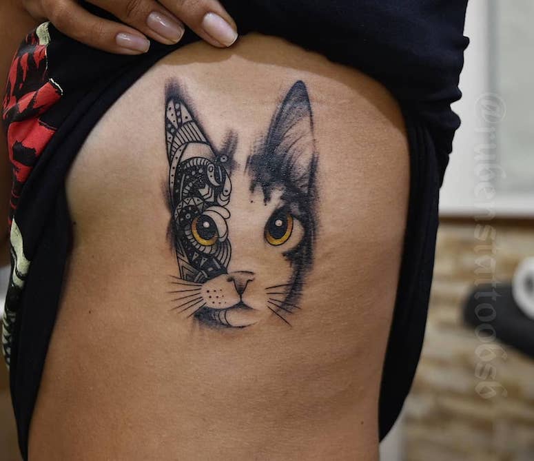 tattoo femenino para las costillas 21