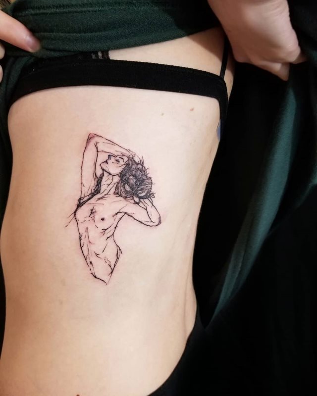 tattoo femenino para las costillas 54