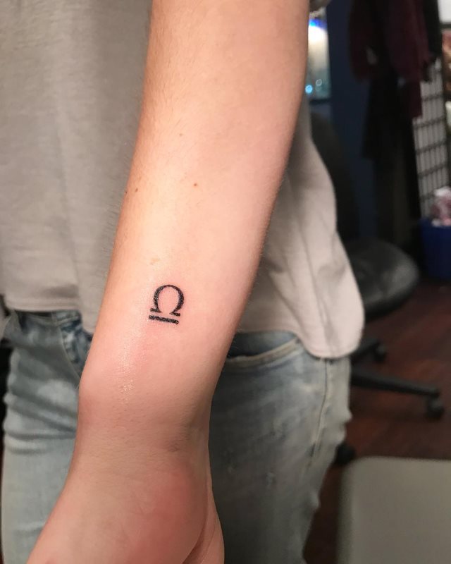 tattoo femenino para libras 02