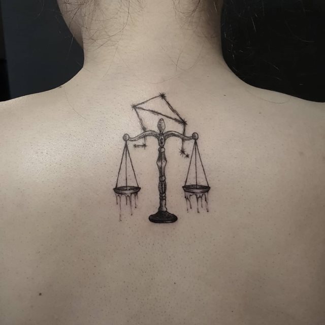 tattoo femenino para libras 15