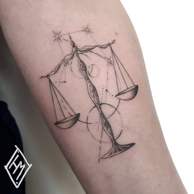tattoo femenino para libras 22