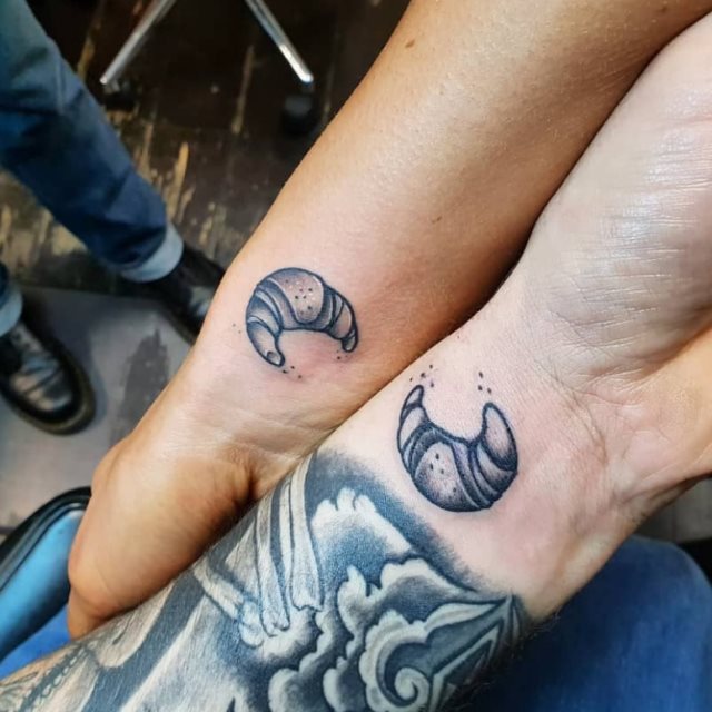 tattoo femenino para pareja 36