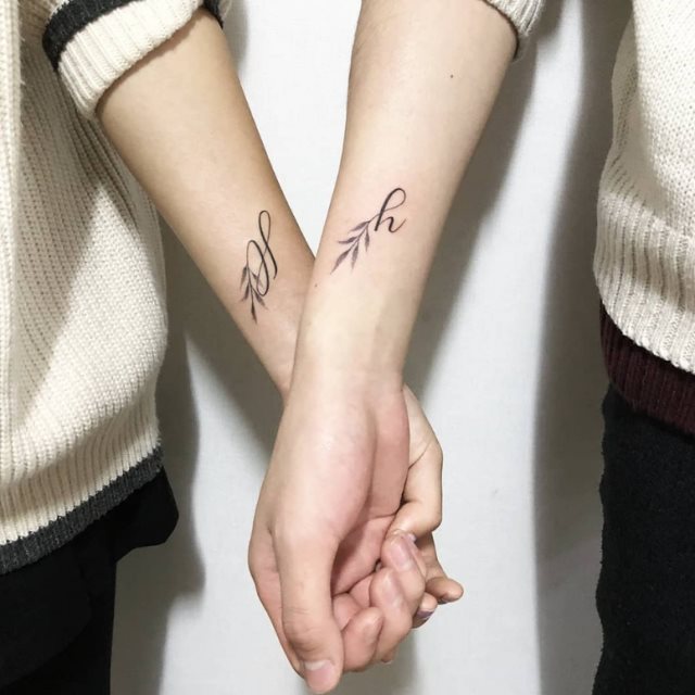 tattoo femenino para pareja 43