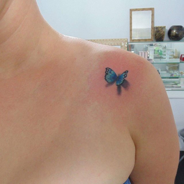tattoo femenino pequeno en el brazo 33