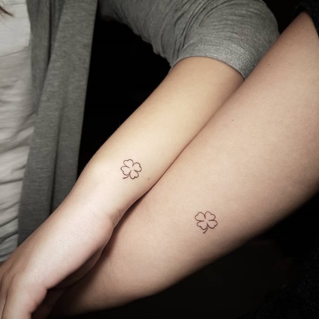 tattoo femenino pequeno en el brazo 54