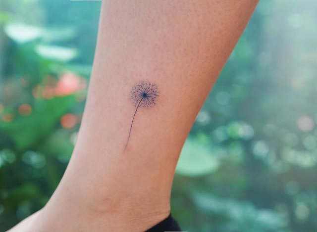 tattoo femenino pequeno en el brazo 64