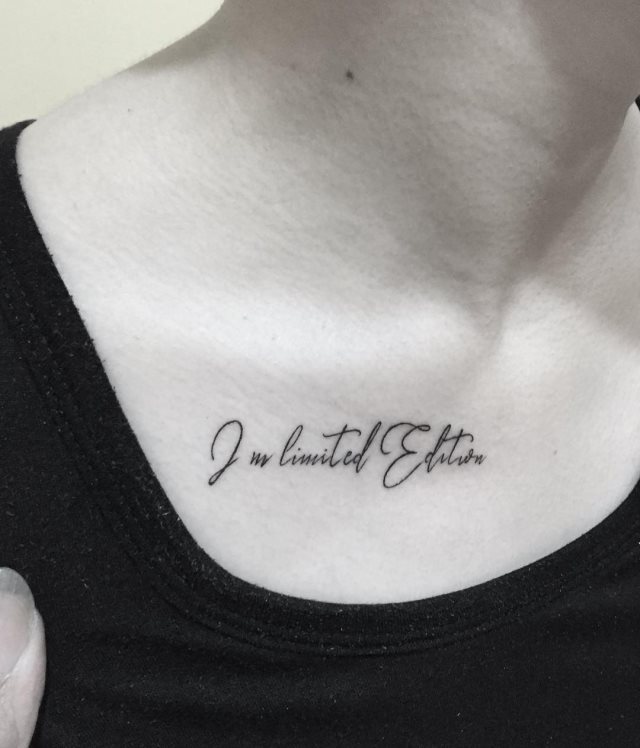 tattoo femenino pequeno en el brazo 77