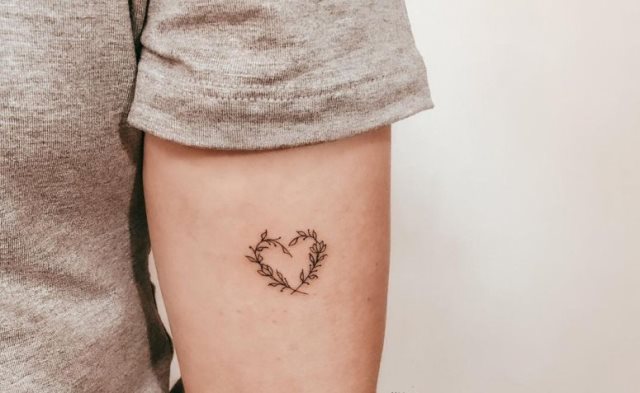tattoo femenino pequeno para el brazo 01