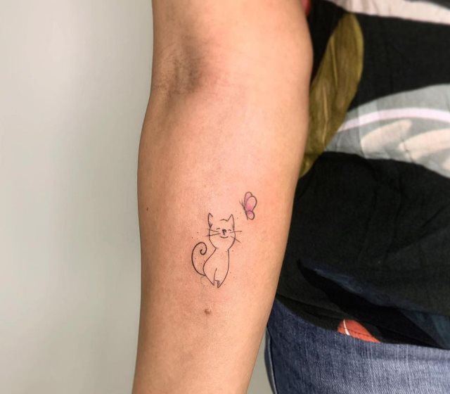 tattoo femenino pequeno para el brazo 11