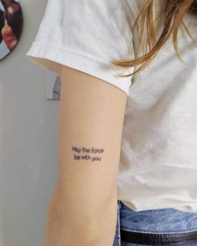 tattoo femenino pequeno para el brazo 18