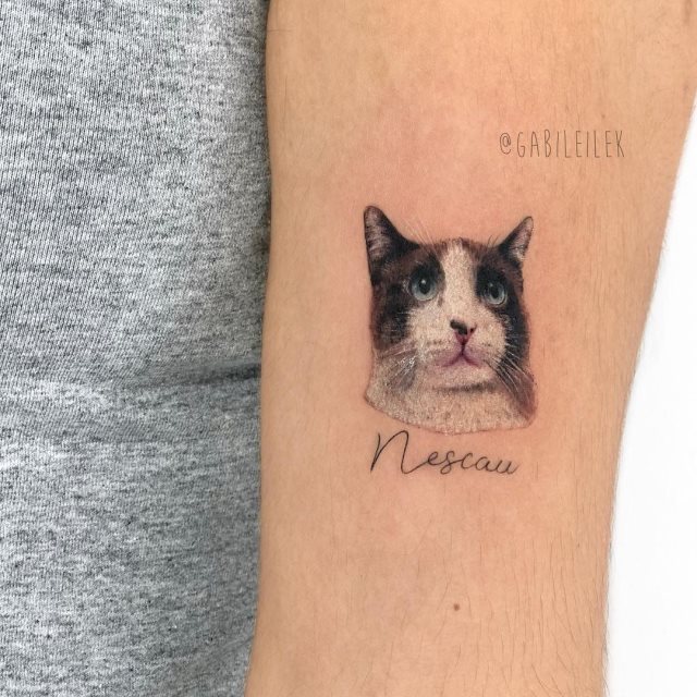tattoo femenino pequeno para el brazo 51