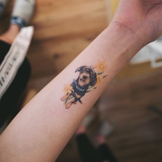 tattoo femenino perro 04