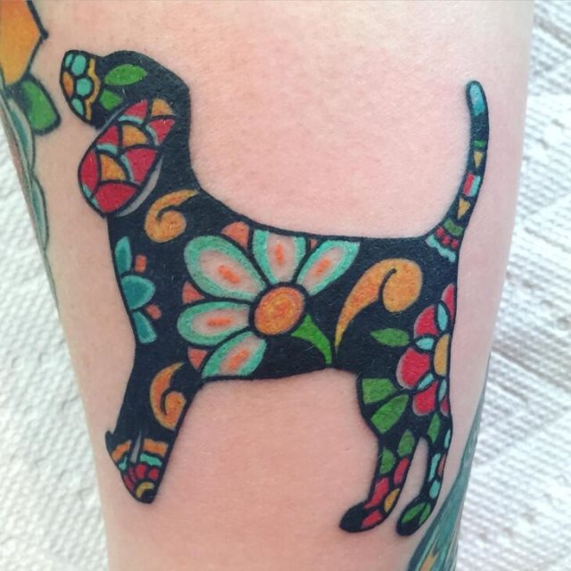tattoo femenino perro 20