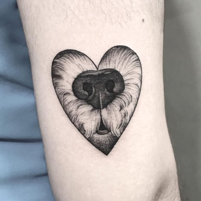 tattoo femenino perro 49