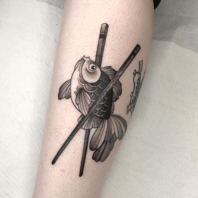 tattoo femenino pez 08