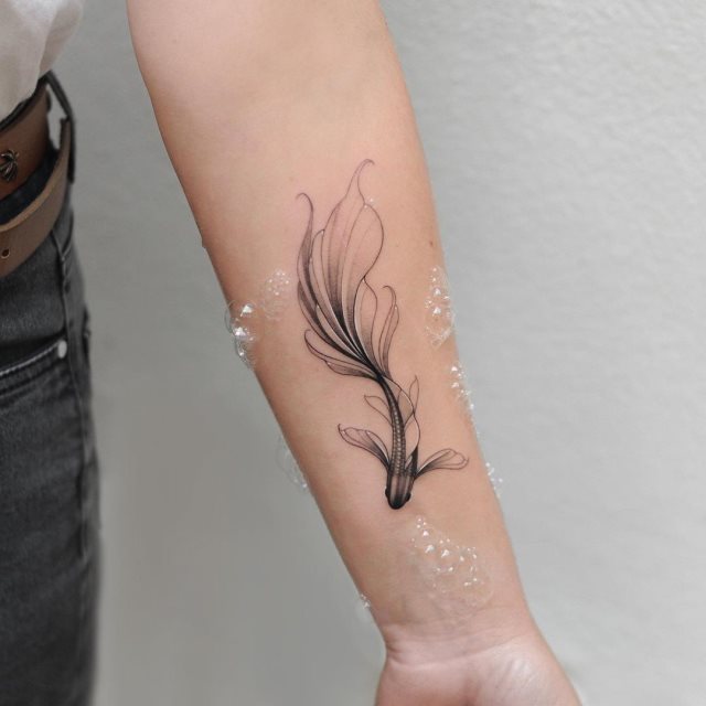 tattoo femenino pez 15