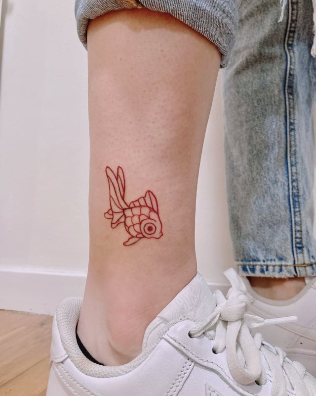 tattoo femenino pez 34