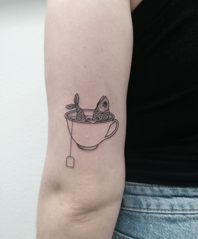 tattoo femenino pez 49