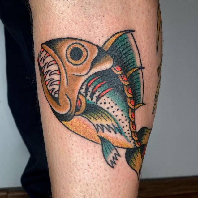 tattoo femenino pez 80